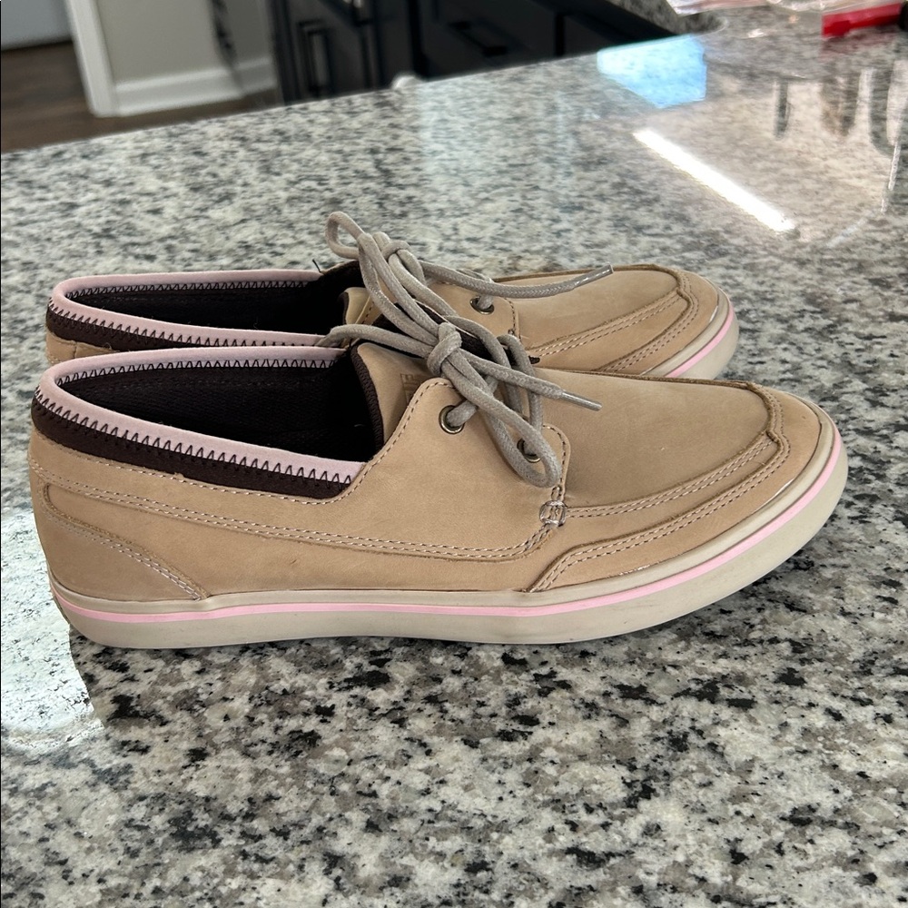 XTRATUF Salmon Sisters Finatic II Deck Shoes 9.5